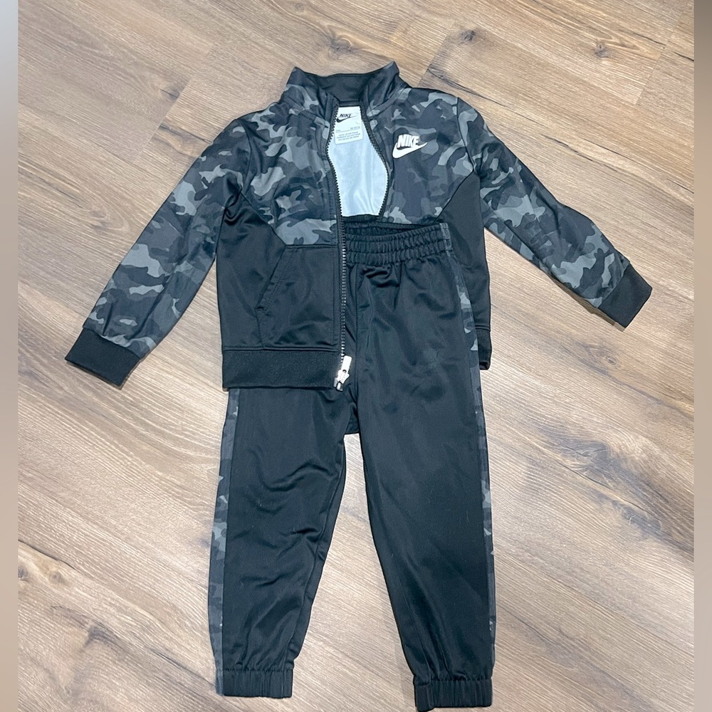 🖤 NIKE Track Suit for Toddler 🖤